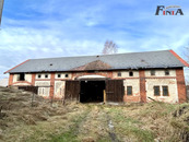 Prodej zemědělské usedlosti s přilehlými stodolami a stavebními pozemky, cena 5750000 CZK / objekt, nabízí 