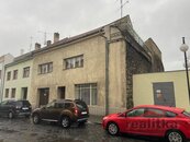 Prodej domu 4+1 s nebytovými prostory a garáži, Lipník nad Bečvou, ul. 28. října, cena 2300000 CZK / objekt, nabízí 1. opavská realitka s.r.o.