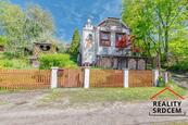 Prodej rodinného domu 7+2/205 m2 se zahradou 1005 m2 na ul. Kubiszova v Karviné - Ráji, cena 3750000 CZK / objekt, nabízí 