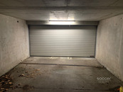 Pronájem garážového stání v ulici Českobrodská, Praha-Běchovice., cena 1300 CZK / objekt / měsíc, nabízí 