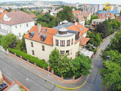Prodej domu s bazénem saunou garáží zahrada Na Sypčině, Praha 4 Podolí, cena cena v RK, nabízí 