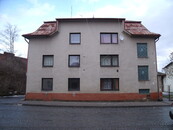 Bytový dům s pěti bytovými jednotkami v Jaroměři-Josefově, okres Náchod, cena 5208000 CZK / objekt, nabízí 