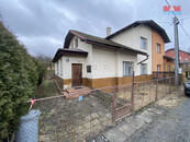 Prodej rodinného domu, 140 m2, Bruntál, ul. tř. Práce, cena cena v RK, nabízí 