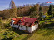 Prodej rodinného domu 3+1, pozemek 4.854 m2, Lhotka, cena cena v RK, nabízí 