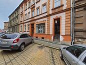 Pronájem nebytového prostoru v centru Chebu, cena 10000 CZK / m2, nabízí 