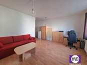 Prodej bytu 1+kk 35m2, prostornější garáž 21m2, OV, Košíře - Praha 5