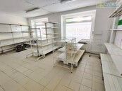 Pronájem kanceláře 38 m2 v centru Benešova, cena 5700 CZK / objekt / měsíc, nabízí Avilas reality