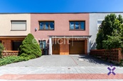 Prodej rodinného domu 181m2, 481 m2 pozemek, ul. Branky, Ostopovice, cena 13150000 CZK / objekt, nabízí 