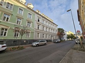 Kancelářské prostory o velikosti 121 m2 v historickém centru Plzně, Bělohorská ulice, cena 20787 CZK / objekt / měsíc, nabízí 