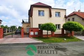 Prodej, Rodinné domy, 946 m2 - Škvorec, cena 14590000 CZK / objekt, nabízí Personal Reality