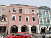 Pronájem bytu 1+kk v centru Svitav, cena 8000 CZK / objekt / měsíc, nabízí Ing. Mgr. Zuzana Burdová