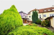 Prodej vícegeneračního domu 792 m2, zahrada 577 m2, cena cena v RK, nabízí CENTURY 21 Bonus Brno