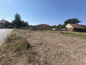 Prodej pozemku 636 m2 se stavebním povolením na RD, Staré Hradiště - Brozany