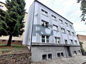 Pronájem bytu 2+1, 90 m2 v centru města Písek, cena 13000 CZK / objekt / měsíc, nabízí RG Realitní kancelář s.r.o.