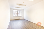 Pronájem, Administrativní prostory a objekty, Praha 2, cena 17000 CZK / objekt / měsíc, nabízí Home Sweet Home