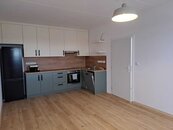 Pronájem nového bytu 2+kk/40 m2 po rekonstrukci v ulici J. Bendy, České Budějovice, cena 13000 CZK / objekt / měsíc, nabízí 