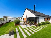 Novostavba bungalovu 5+kk s nadstandardním vybavením, chytrou domácností a privátní relaxační zónou, cena 20790000 CZK / objekt, nabízí 