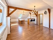 Byt 5+1 kryté parkovací stání, půda, sklepy, pozemek 783 m2, cena 8950000 CZK / objekt, nabízí 