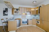Pronájem, Byt 2+kk, Praha 9, cena 22000 CZK / objekt / měsíc, nabízí Ivana Luštincová