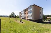 Pronájem bytu 3+1, se zasklenou lodžií Malá Štáhle, cena 10000 CZK / objekt / měsíc, nabízí
