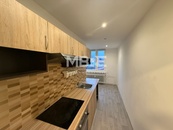 Pronájem bytu 2+1 s lodžií, Meziboří, ul. Nad Parkem, cena 11600 CZK / objekt / měsíc, nabízí 