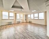Pronájem volných kancelářských prostor v budově KASKÁDA Zlín, cena 215 CZK / m2 / měsíc, nabízí CENTURY 21 Style Happy