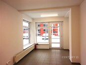 Pronájem komerčního prostoru 73 m2, Zlín Jižní Svahy, cena 9064 CZK / objekt / měsíc, nabízí 