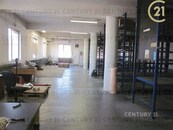 Vytápěné výrobní nebo skladové prostory 186 m2, Zlín - Prštné, cena 18781 CZK / objekt / měsíc, nabízí CENTURY 21 Style Happy