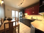 Pronájem bytu 2+1, 58 m2, Sadová, Hulín, cena 14176 CZK / objekt / měsíc, nabízí 