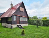 Chata 50 m2 s pozemkem 605 m2 v Rožnově pod Radhoštěm - pěšky do centra, u sportovního areálu, cena 3450000 CZK / objekt, nabízí CENTURY 21 Style Happy