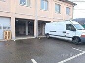 Pronájem vytápěného skladového nebo výrobního prostoru 68 m2 , Zlín - Prštné, cena 13454 CZK / objekt / měsíc, nabízí 