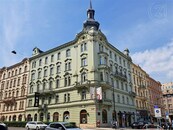Moderní kancelářské prostory v historické budově v centru města, cena 6890 CZK / objekt / měsíc, nabízí