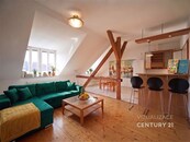 Světlý mezonet 3+kk v srdci Vinohrad, cena 19990000 CZK / objekt, nabízí 