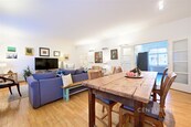 Mezonetový byt 5+1 171 m2 s garáží a zahradou, cena 25000000 CZK / objekt, nabízí 