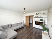 Krásný světlý a tichý byt 3+1 s balkónem, cena 28000 CZK / objekt / měsíc, nabízí 