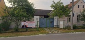 Prodej jihočeské chalupy se dvěma byty a velkou zahradou v obci Plavsko
