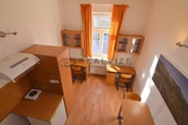 Pronájem zděné garsoniéry 1 + KK, 21 m2, ul. Šumavská, České Budějovice