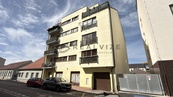 Prodej bytu 1+kk 35 m2 s parkovacím stáním v širším centru města, ul. Riegrova, České Budějovice 3