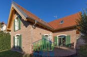 Prodej rodinného domu 212 m2, Praha - Suchdol, cena 24990000 CZK / objekt, nabízí Realitní kancelář JUDr. Josef Křen