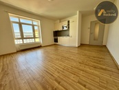 Prodej bytu 1+kk, 33,9m2, Praha 8 Libeň, ul. Zenklova, cena 5573160 CZK / objekt, nabízí