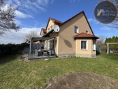 Prodej rodinného domu 5+kk, 155 m2 v obci Postřižín, ulice Šípková, cena 12500000 CZK / objekt, nabízí Reality Hocková