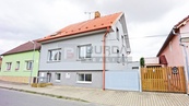 Rodinný dům 4+1 se zahradou a garáží, 662 m2, Mělník, cena 9990000 CZK / objekt, nabízí 