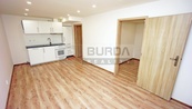 Pronájem ateliéru 2+kk, 34.87 m2, Neratovice, cena 10000 CZK / objekt / měsíc, nabízí BURDAREALITY