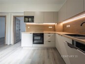 Pronájem nadstandardního bytu 2+1 (44,5 m2) po kompletní nové rekonstrukci - centrum Nového Jičína., cena 15000 CZK / objekt / měsíc, nabízí 