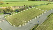 Nabízíme k prodeji rozsáhlý pozemek 1108 m2 pro bydlení, Točná, Praha