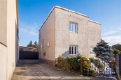 Prostorný rodinný dům 230 m2 s velkým pozemkem 1 063 m2 - Jirny u Prahy, cena 12990000 CZK / objekt, nabízí CENTURY 21 Birdie Reality