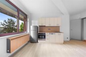 Designový byt 2+kk s terasou, Hostivař, cena 26900 CZK / objekt / měsíc, nabízí CENTURY 21 Birdie Reality