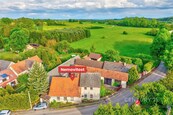 Prostorný rodinný dům se stodolou a zahradou, Chleby u Týnce nad Sázavou, cena 4790000 CZK / objekt, nabízí 