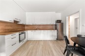 Novostavba 2+kk s terasou, šatnou a komorou | 88,8 m2 včetně terasy | PENB A | České Budějovice - Čakovská, cena 7450000 CZK / objekt, nabízí CENTURY 21 Birdie Reality
