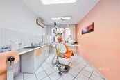 Prodej ordinace v Praze 4 - Modřany - Zavedená zubní ordinace s nájemcem, investiční příležitost, cena 8400000 CZK / objekt, nabízí 
